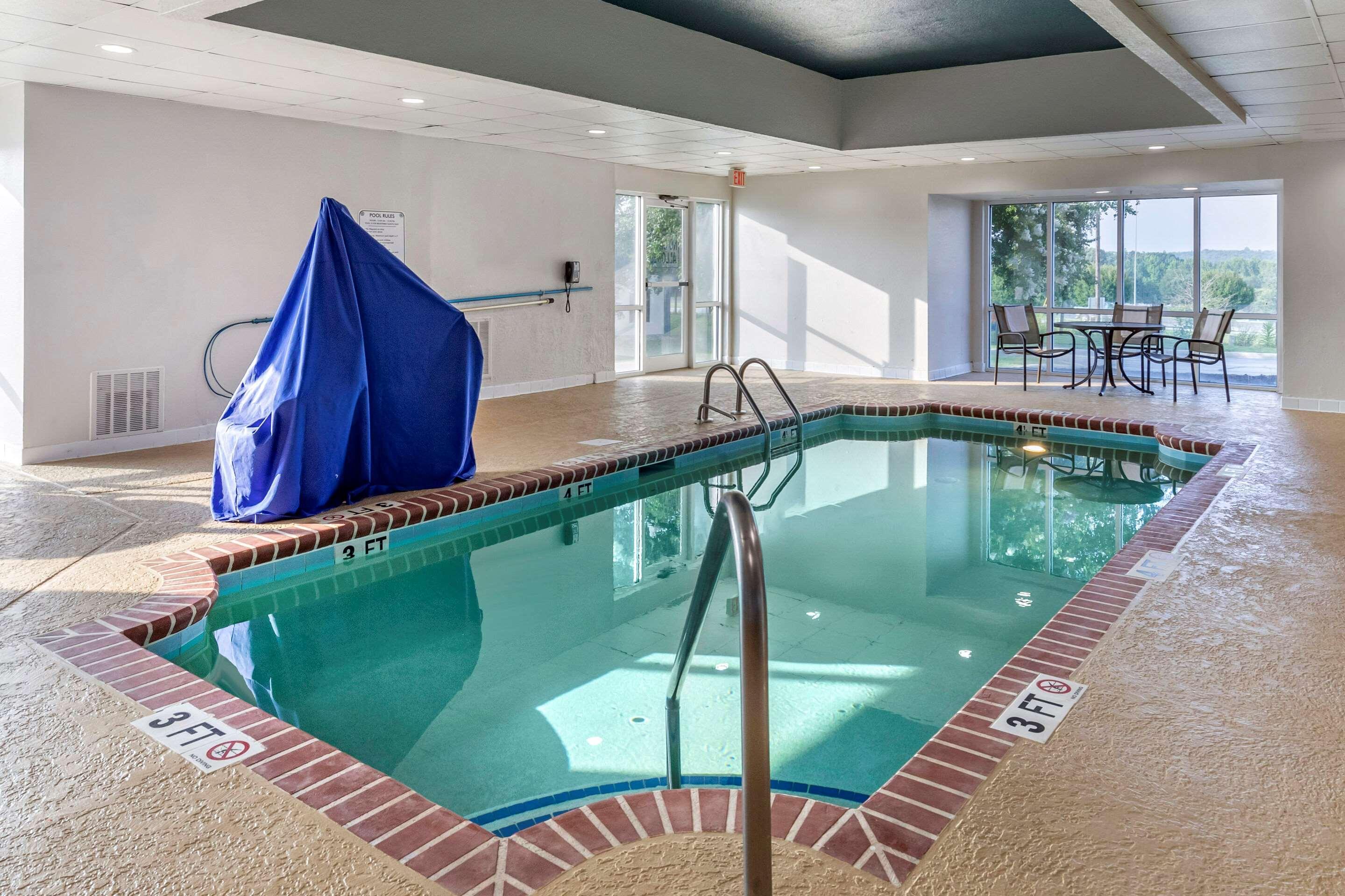 Comfort Suites Anderson-Clemson Exteriör bild