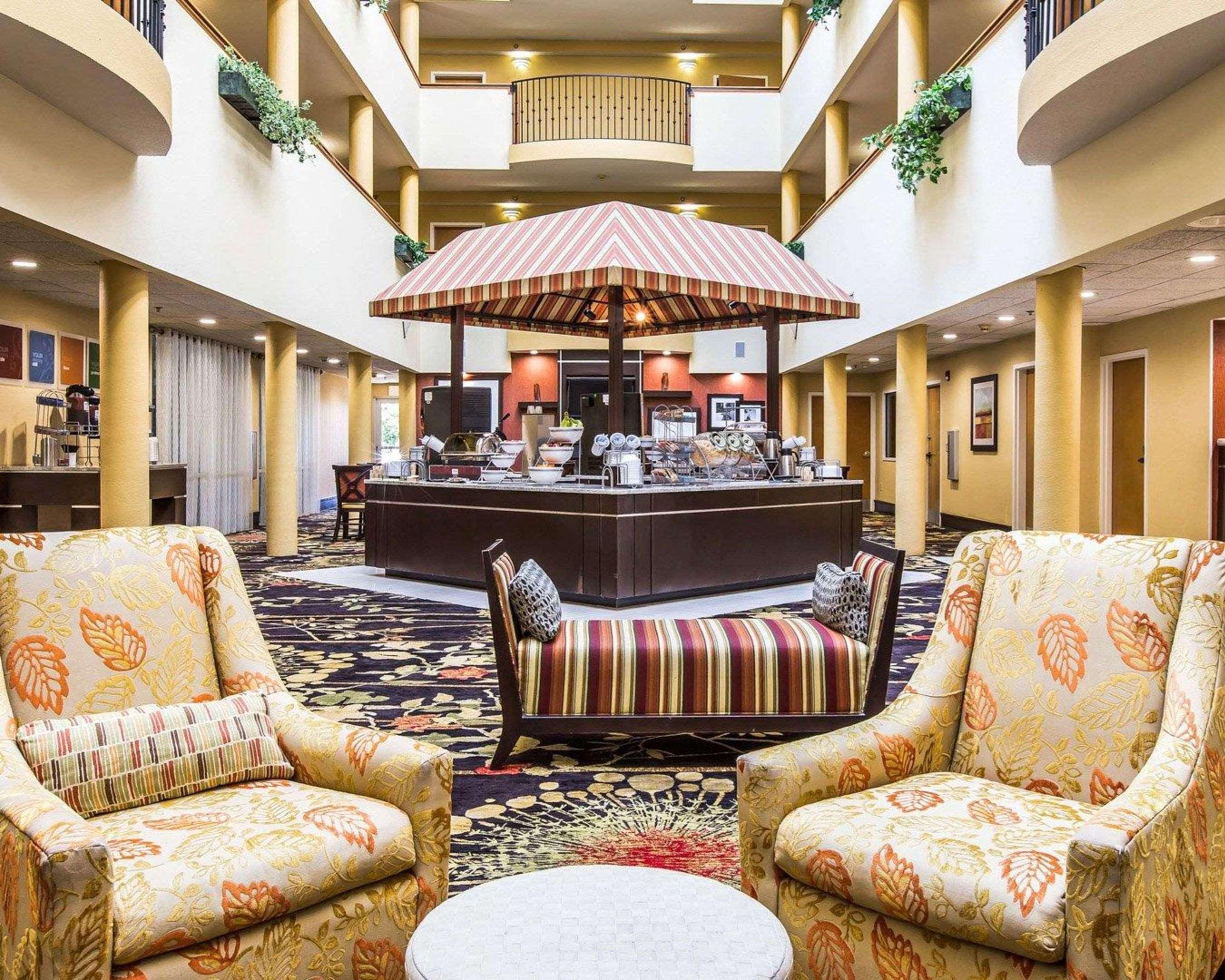 Comfort Suites Anderson-Clemson Exteriör bild